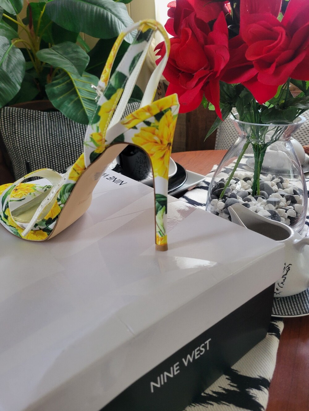 Nine West White Floral Slingback Heels with Yellow Accents - Picture 5 of 5